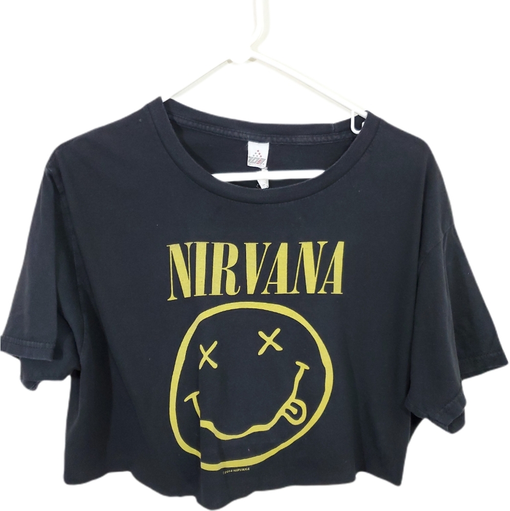 Nirvana Cropped tee. Size Large